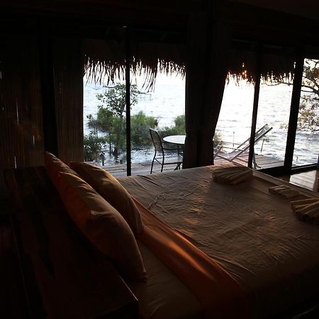 Wetlandcamp บ้านชายเล Phatthalung Exteriér fotografie