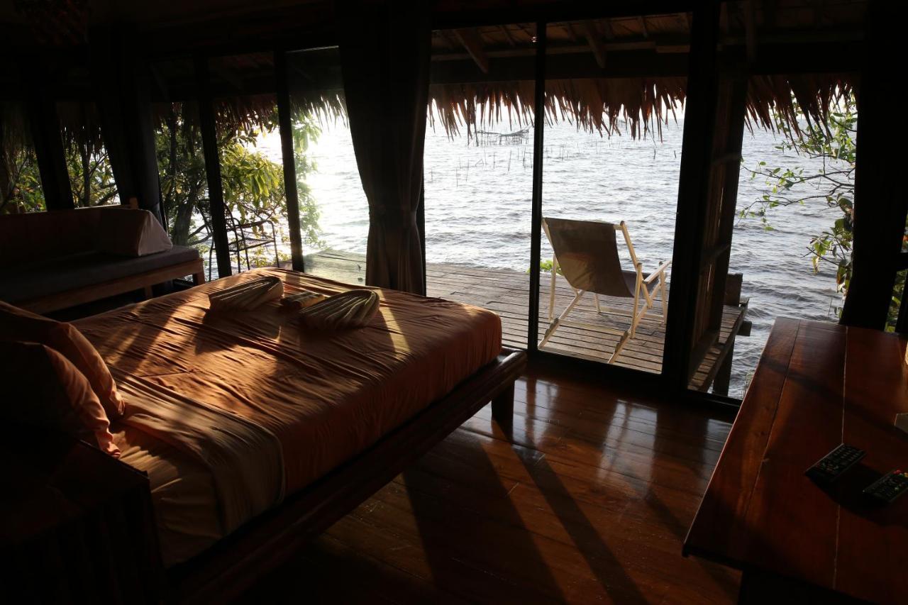 Wetlandcamp บ้านชายเล Phatthalung Exteriér fotografie