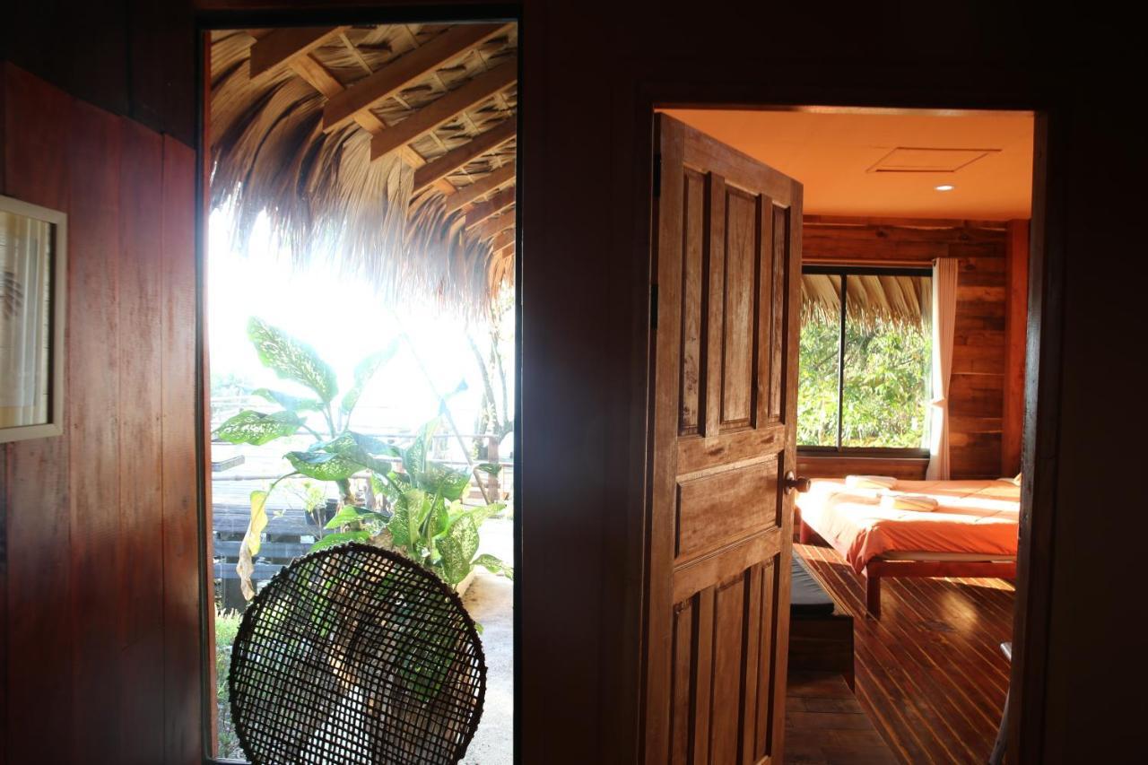 Wetlandcamp บ้านชายเล Phatthalung Exteriér fotografie